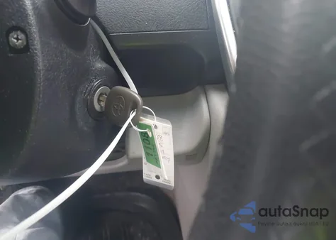 2015 Toyota Camry Le z USA, uszkodzony, nr VIN 4T4BF1FK5FR505167